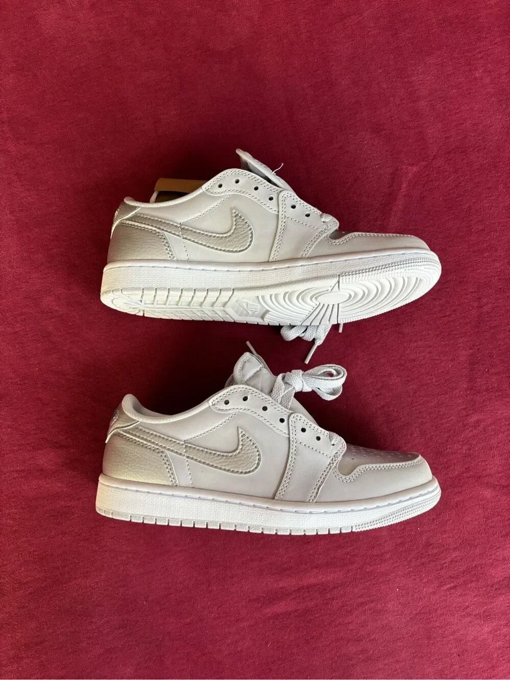 Brand New Nike Men’s White Air Jordan 1 Retro Low OG Sneaker Shoes Size 7